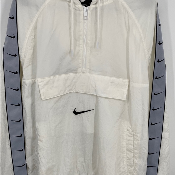 Nike Men's Swoosh White and Gray Windbreaker Size Medium - Picture 3 of 11